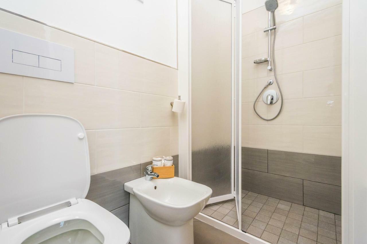 B&B Lo&G Lascari Kültér fotó