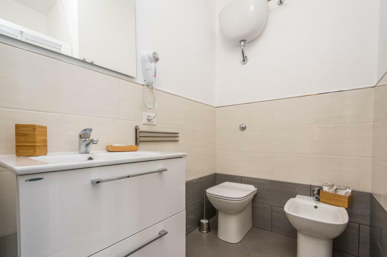 B&B Lo&G Lascari Kültér fotó