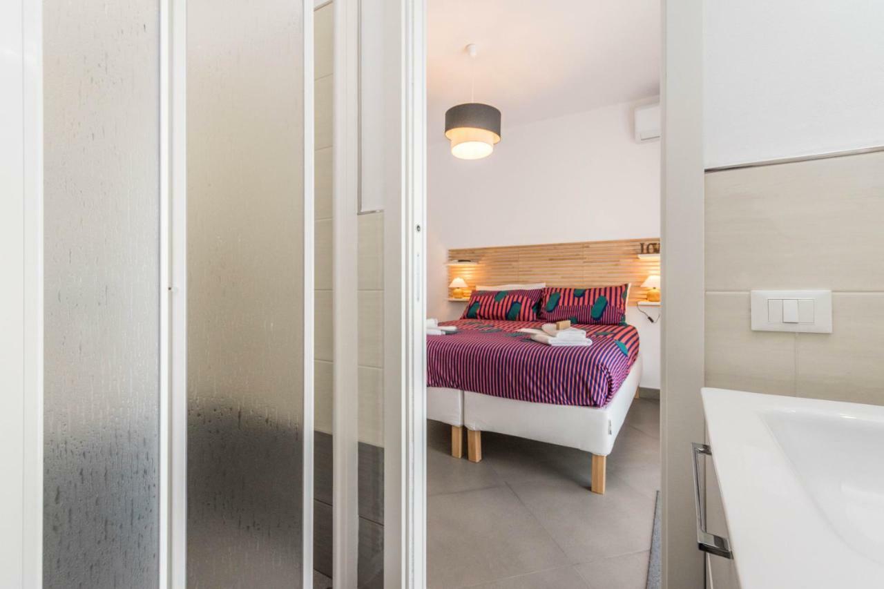 B&B Lo&G Lascari Kültér fotó