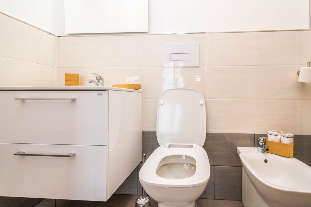 B&B Lo&G Lascari Kültér fotó